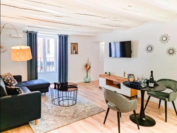 Majord'Home Spa 4*-L'Elegance-Balneo Vieille Ville Annecy Eksteriør billede